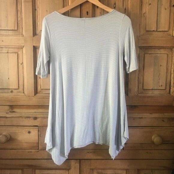 American Eagle XS Soft & Sexy Striped Shirt - Picture 5 of 7